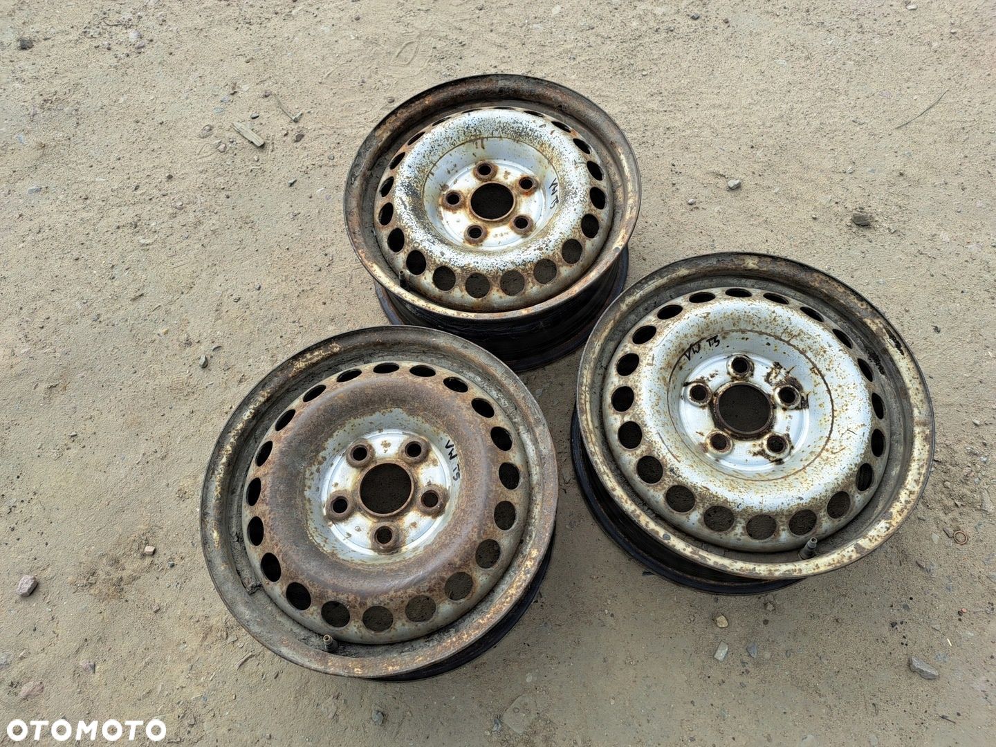 VW T5 FELGA STALOWA 16 5X120 6,5Jx16 ET51 - 1