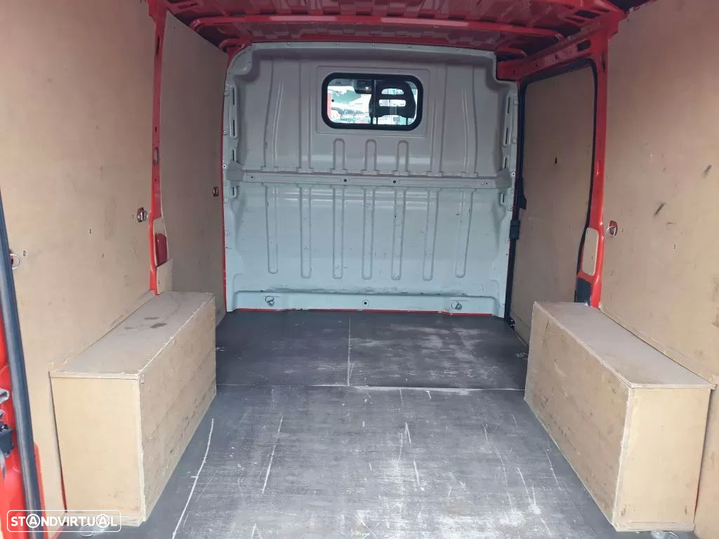 Peugeot Boxer 2.0 BlueHDi 330 L1H1 - 11