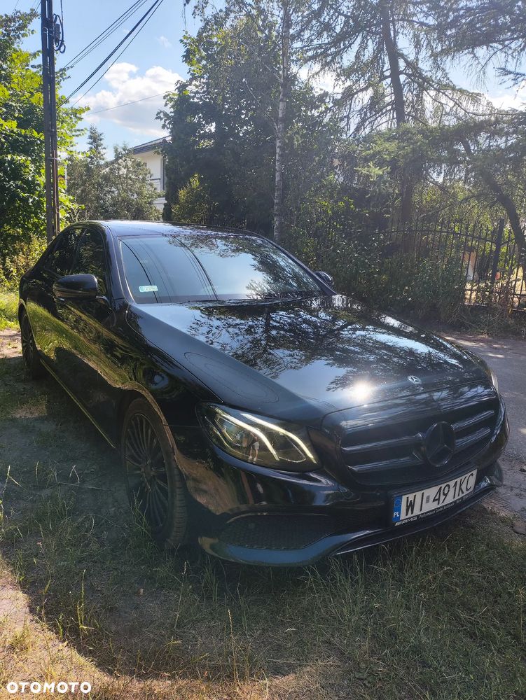 Mercedes-Benz Klasa E 200 d 9G-TRONIC - 4