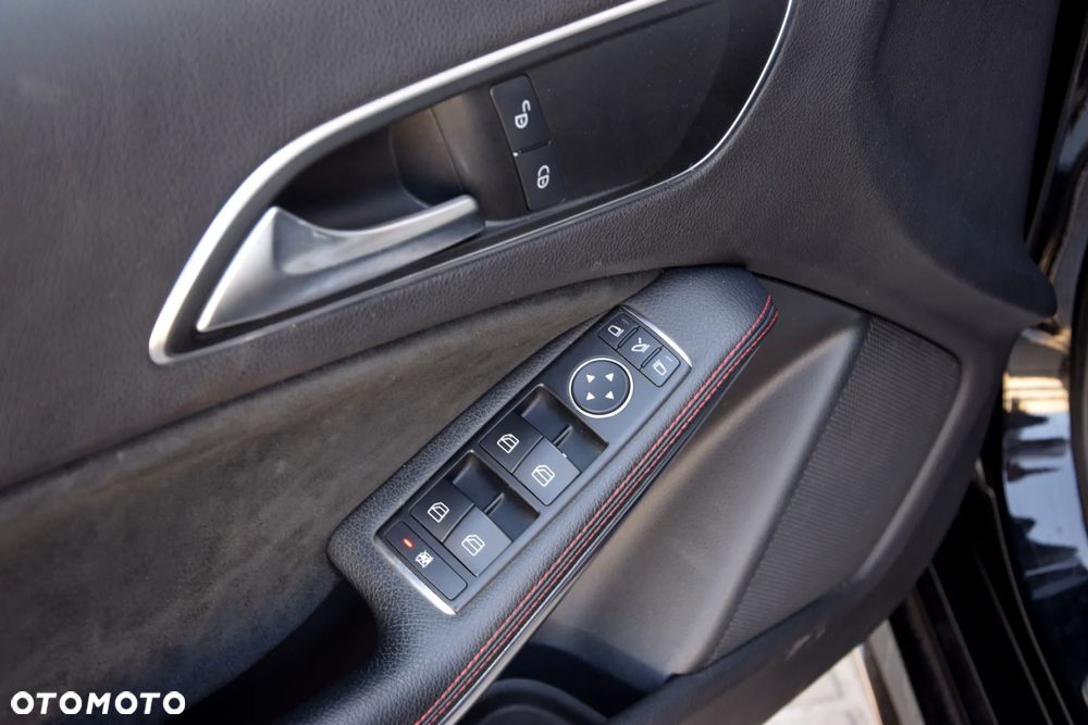 Mercedes-Benz Klasa A 200 (BlueEFFICIENCY) AMG Sport - 10