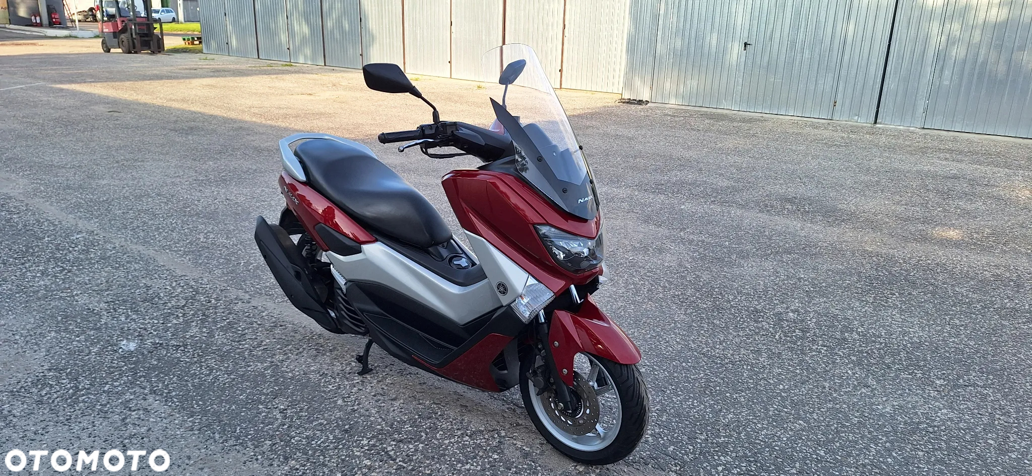 Yamaha NMAX - 12