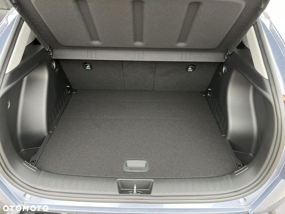 Hyundai Kona 64kWh Executive - 18