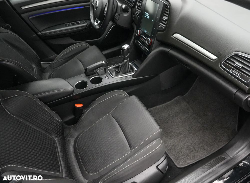 Renault Megane TCE 140 Equilibre - 12