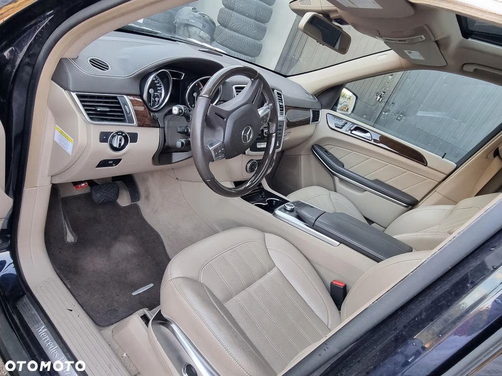 Mercedes-Benz GL 500 4Matic 7G-TRONIC - 8