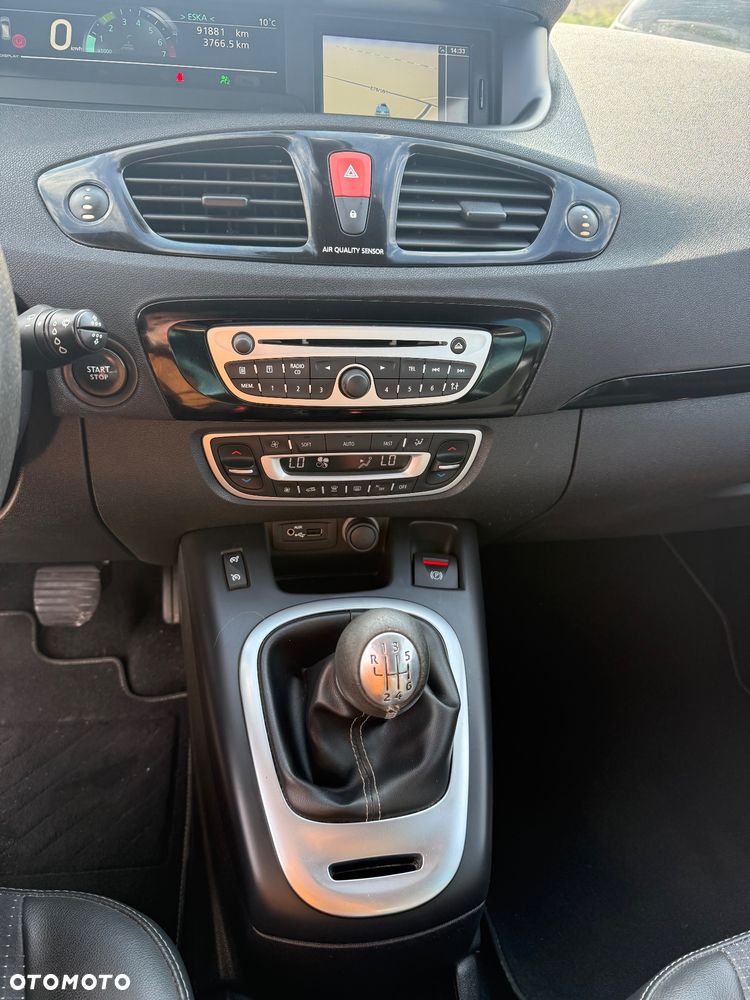 Renault Scenic 1.4 16V TCE Bose Edition - 19