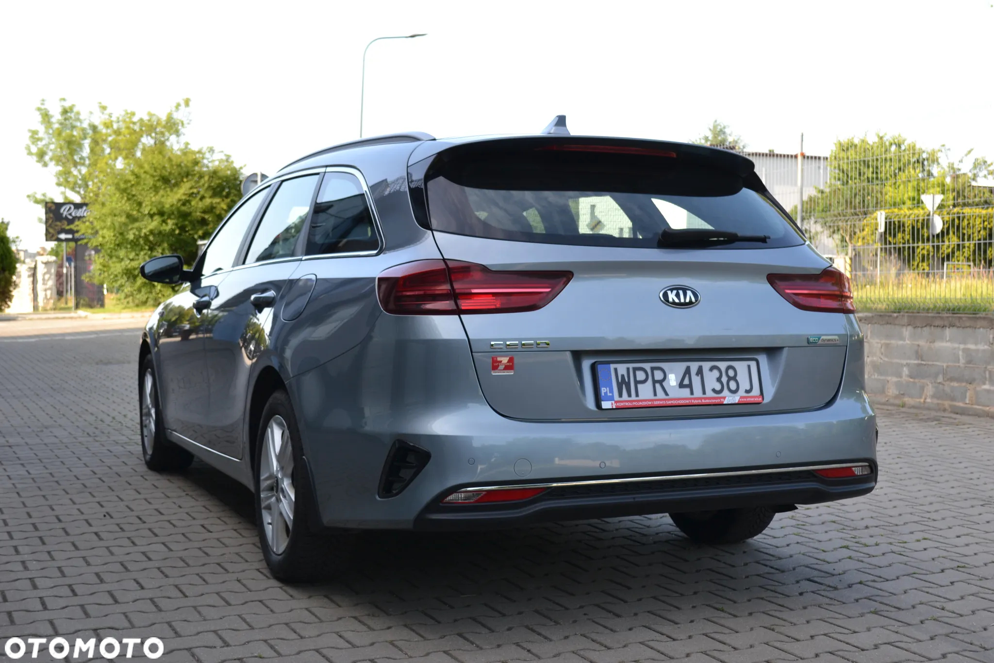 Kia Ceed 1.6 CRDi SCR M - 6