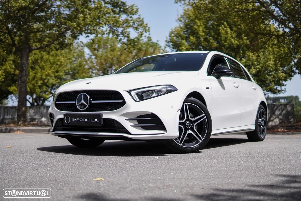 Mercedes-Benz A 250 e 8G-DCT AMG Line - 4