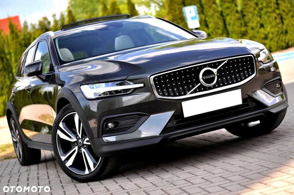 Volvo V60 Cross Country D4 Geartronic Pro - 1
