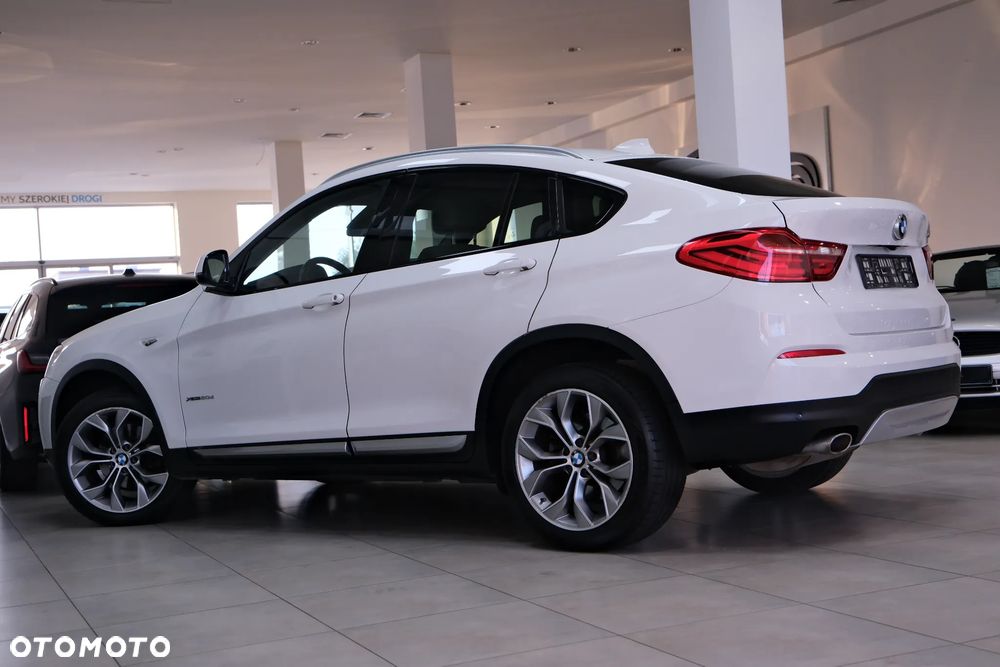 BMW X4 xDrive20d xLine - 14