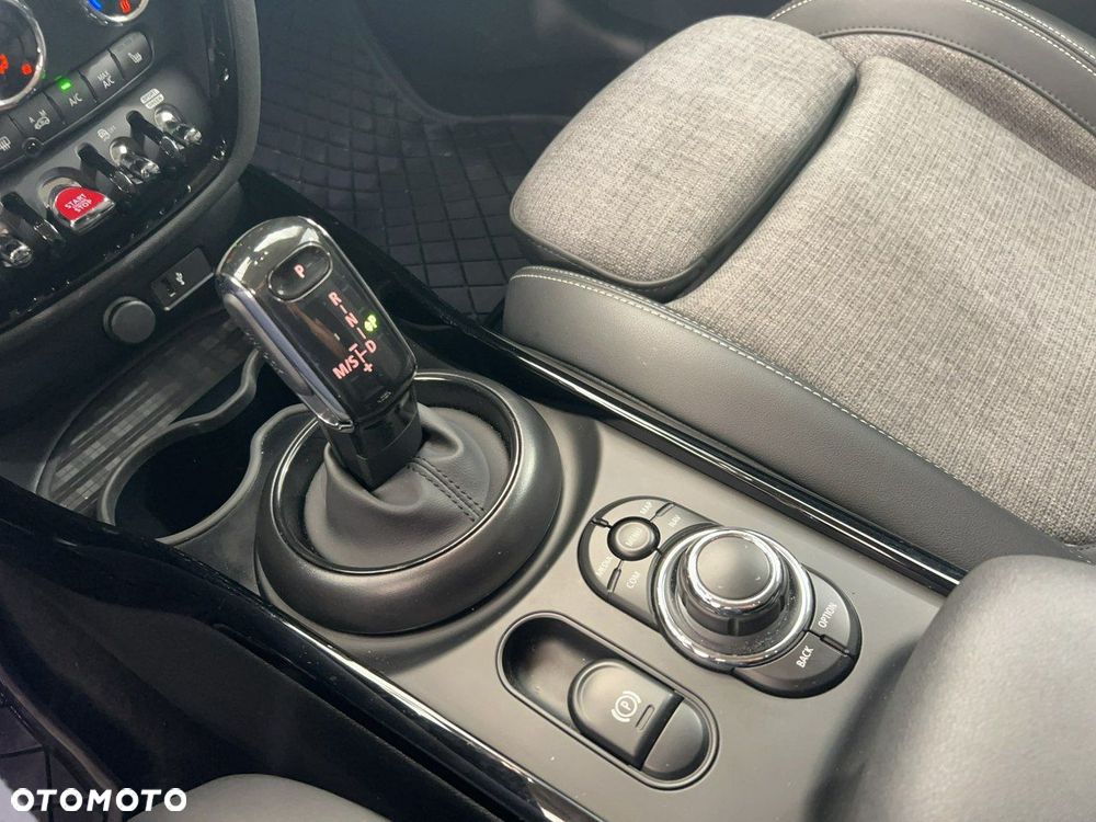 MINI Clubman - 18