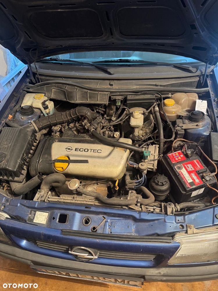 Opel Astra - 6
