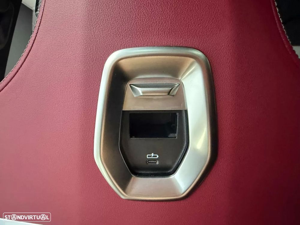 BMW i7 eDrive50 Pack Desportivo M - 23
