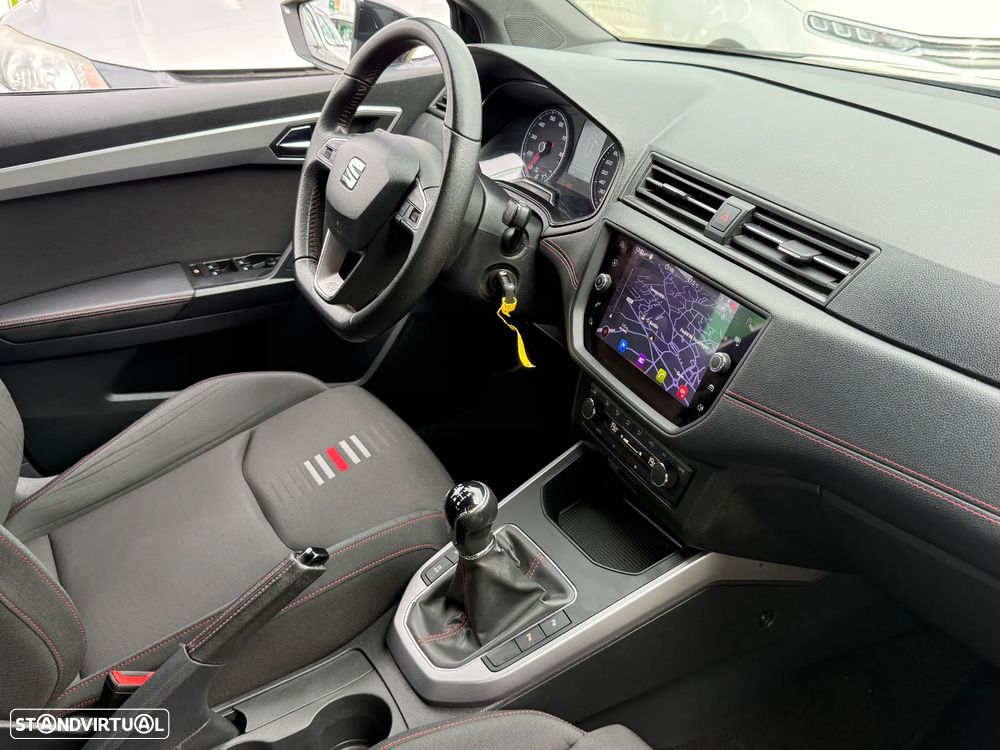 SEAT Arona 1.0 TSI FR - 28