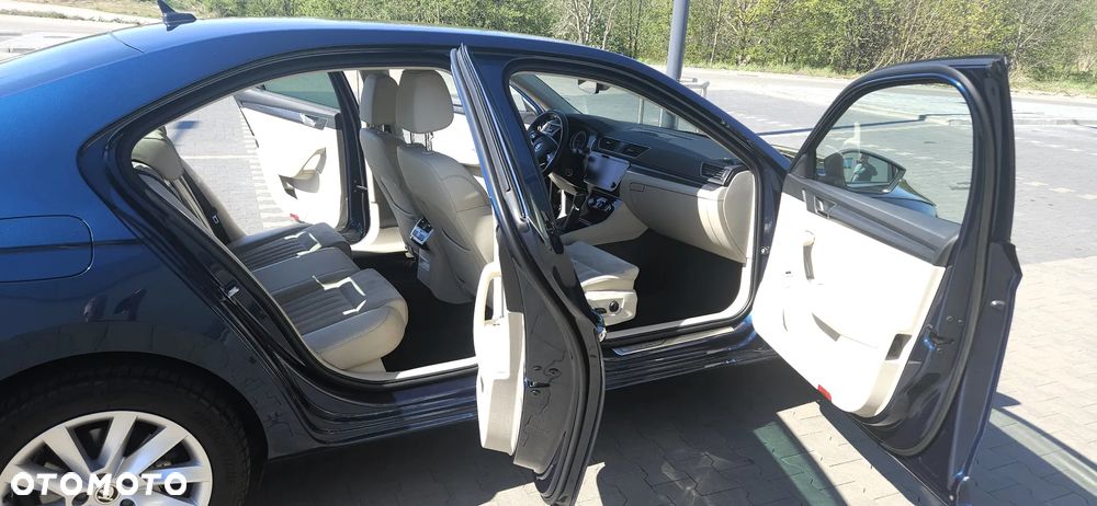 Skoda Superb 2.0 TDI SCR Style DSG - 7