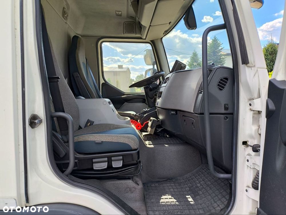 Volvo FL - 18