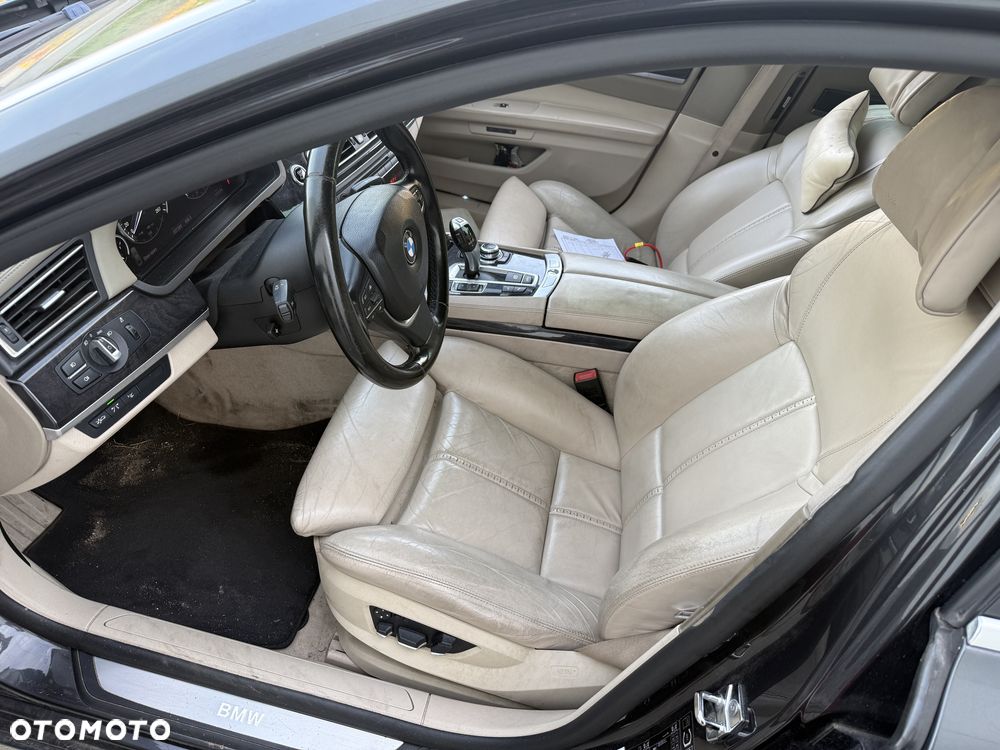 BMW Seria 7 - 7