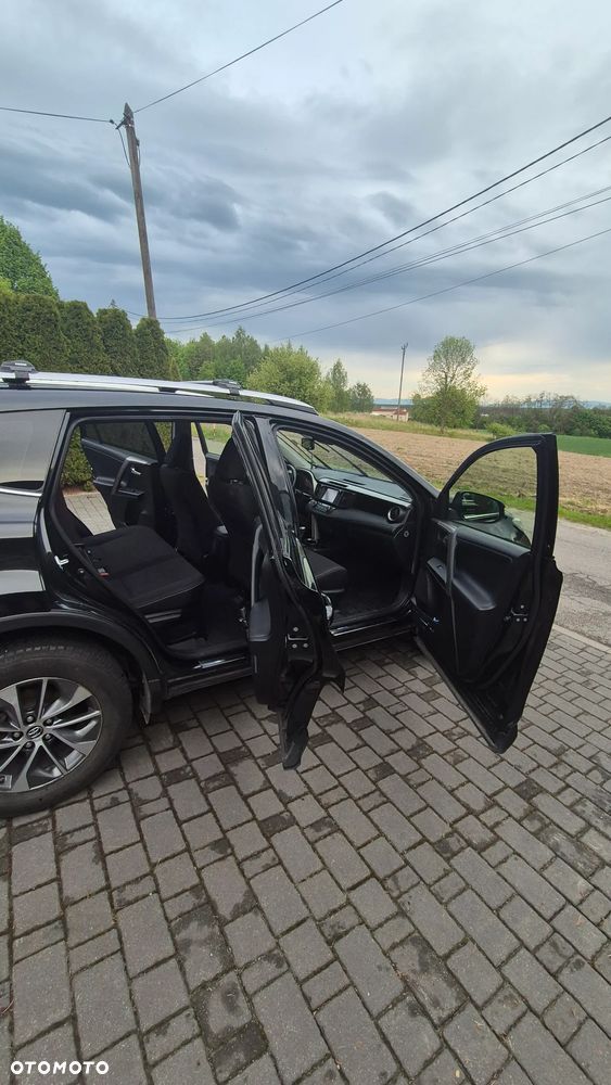 Toyota RAV4 Hybrid Premium 4x4 - 11