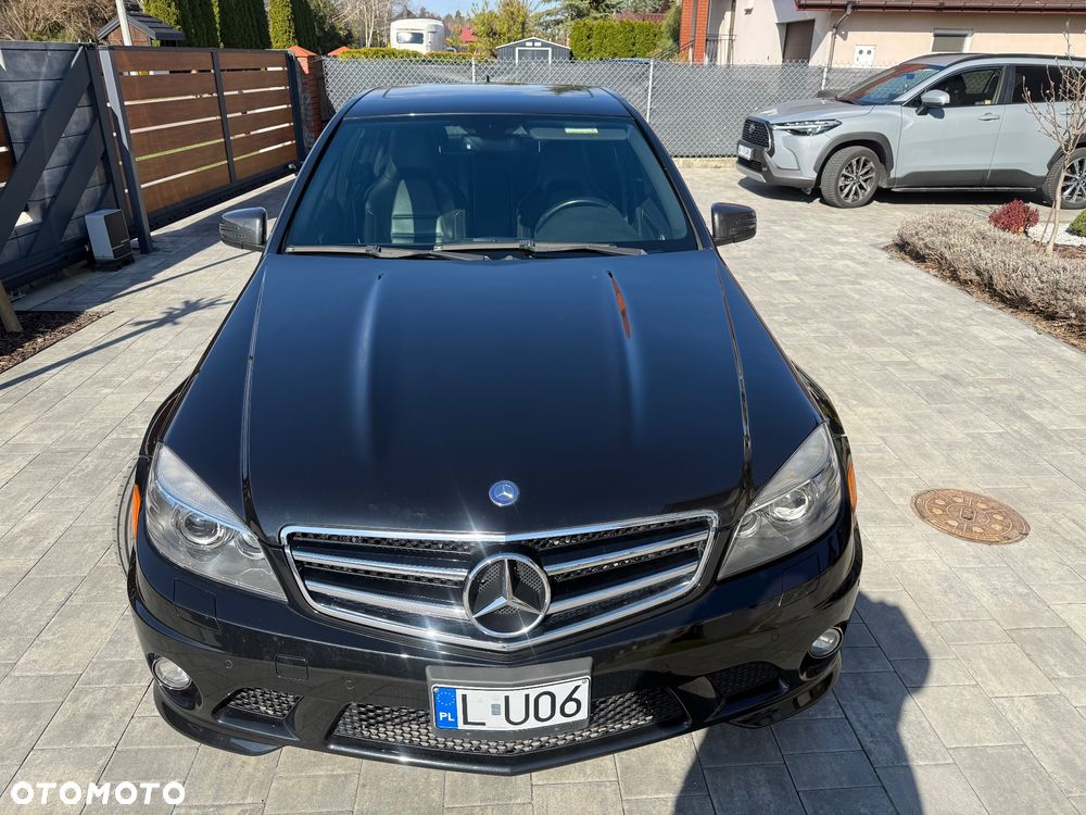 Mercedes-Benz Klasa C 63 AMG - 9