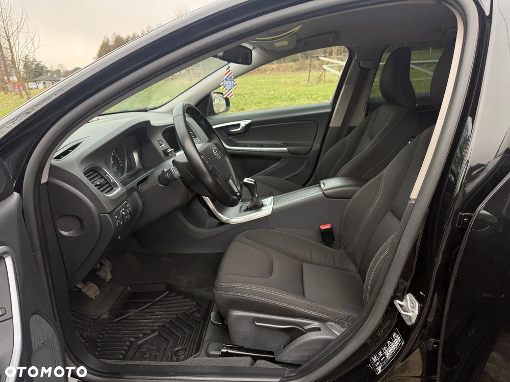 Volvo V60 - 35