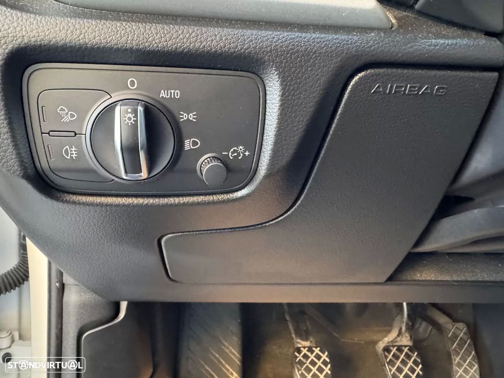 Audi A3 Sportback 1.6 TDI Design - 33