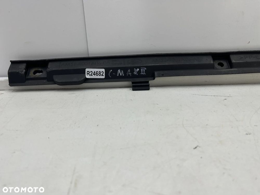 Listwa zderzaka Ford C-Max Mk2 Focus Mk3  10-19r. przód listwa dolna pod zderzak osłona AM51-R001A06 - 2