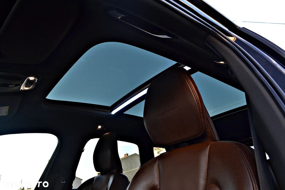 Volvo XC 60 D4 AWD Geartronic Inscription - 34