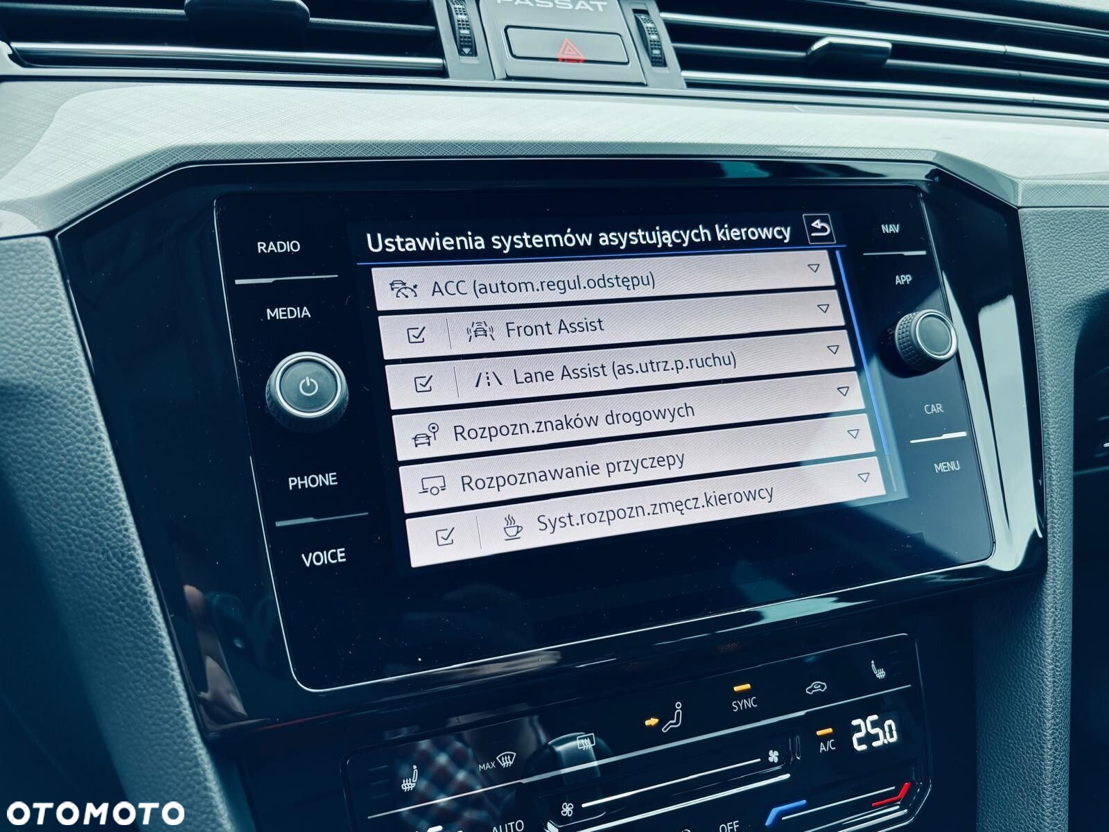 Volkswagen Passat 2.0 TDI EVO Business DSG - 30