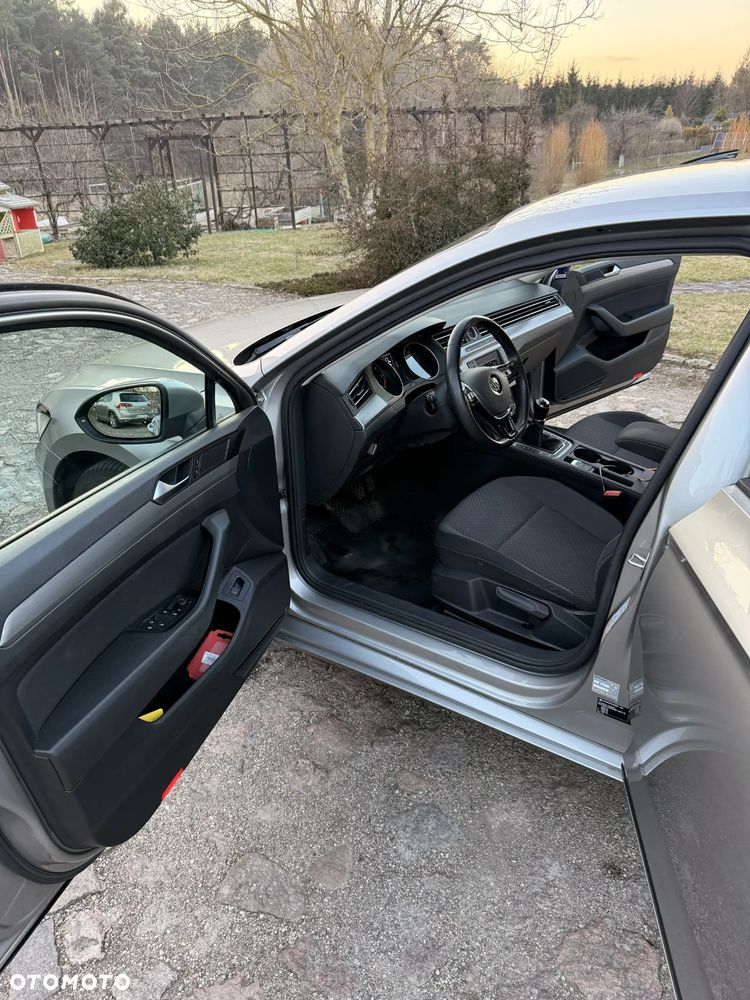 Volkswagen Passat 2.0 TDI BMT Comfortline - 18