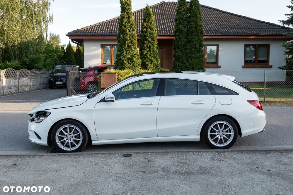 Mercedes-Benz CLA 250 7G-DCT - 4