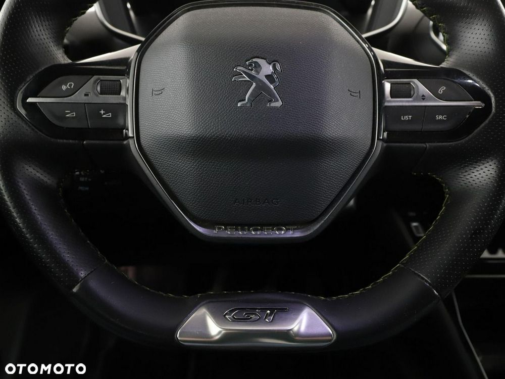 Peugeot 2008 1.2 PureTech GT Line S&S - 22