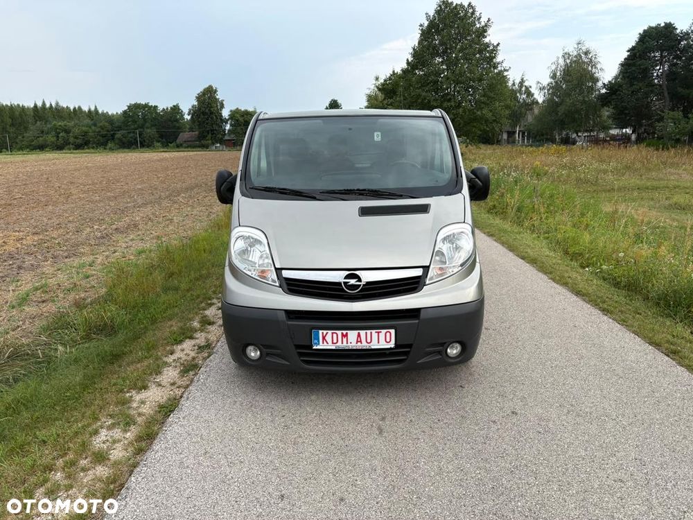 Opel Vivaro - 2