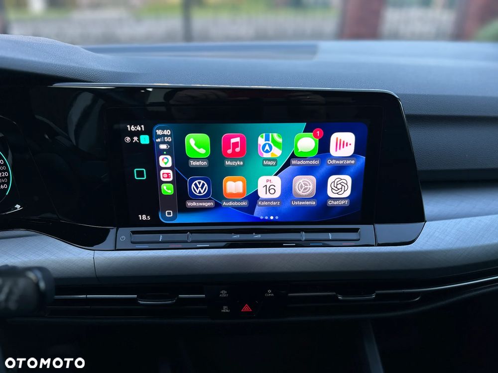 Volkswagen Golf 1.5 TSI EVO Style - 31