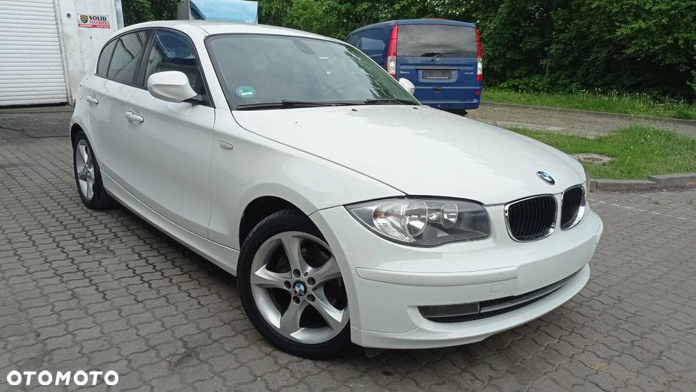 BMW Seria 1 116i - 1