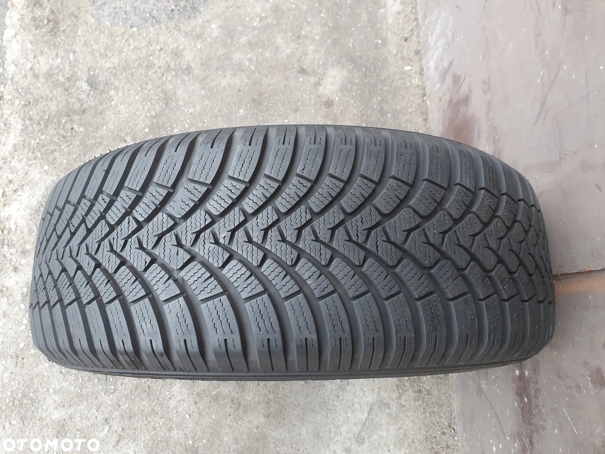 OPONA FALKEN EUROWINTER HS501 215/60 R16 2021r 8mm - 2
