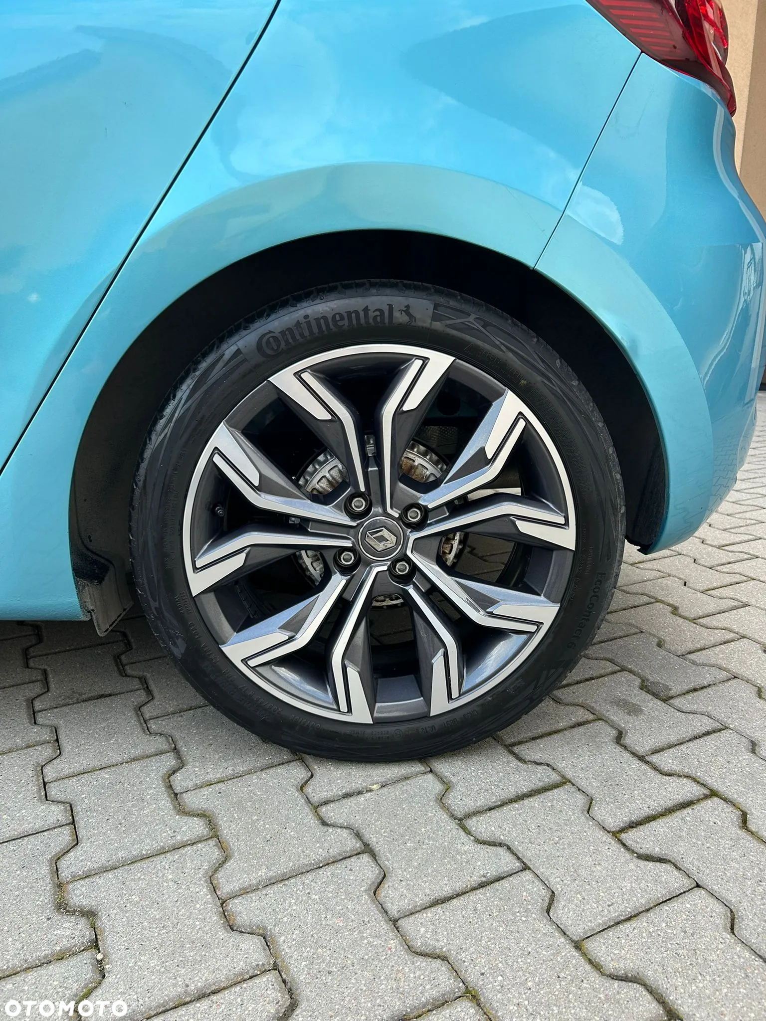 Renault Clio - 23