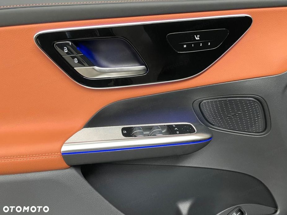 Mercedes-Benz GLC - 13