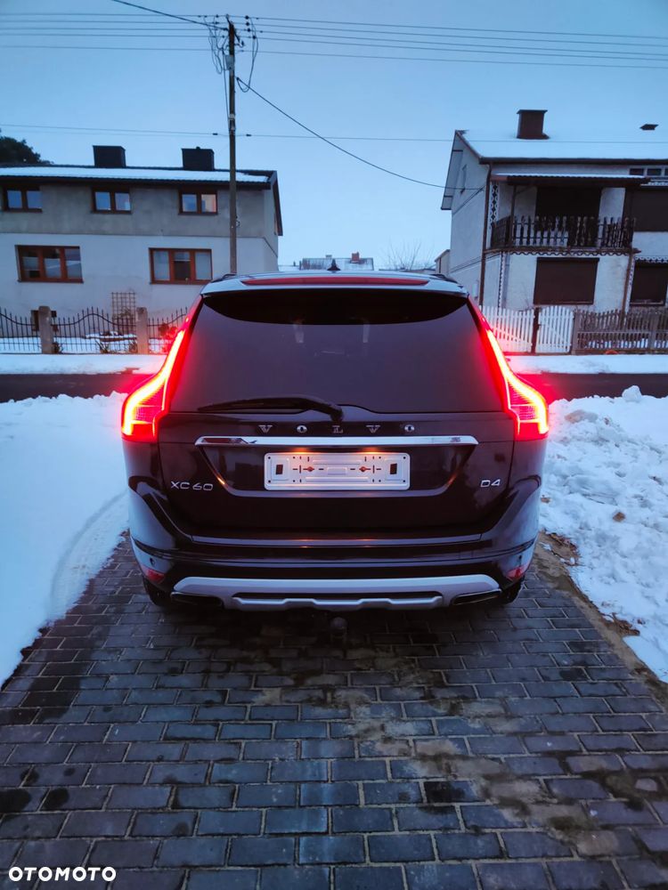 Volvo XC 60 D4 Kinetic - 12