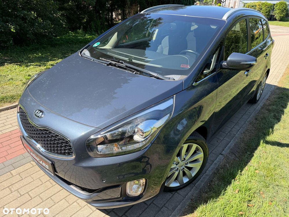 Kia Carens 1.7 CRDi 141 Dream Team Edition - 32