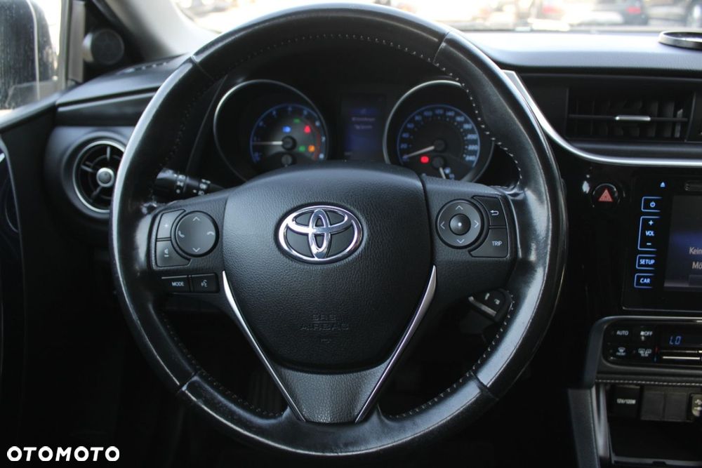 Toyota Auris - 29