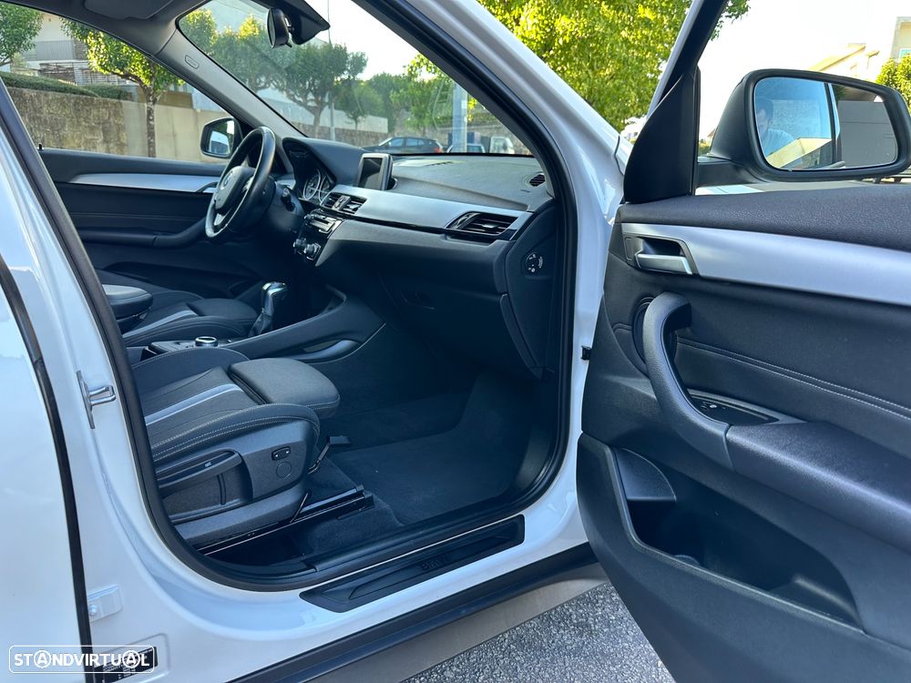 BMW X1 18 d sDrive Auto Line Sport - 36