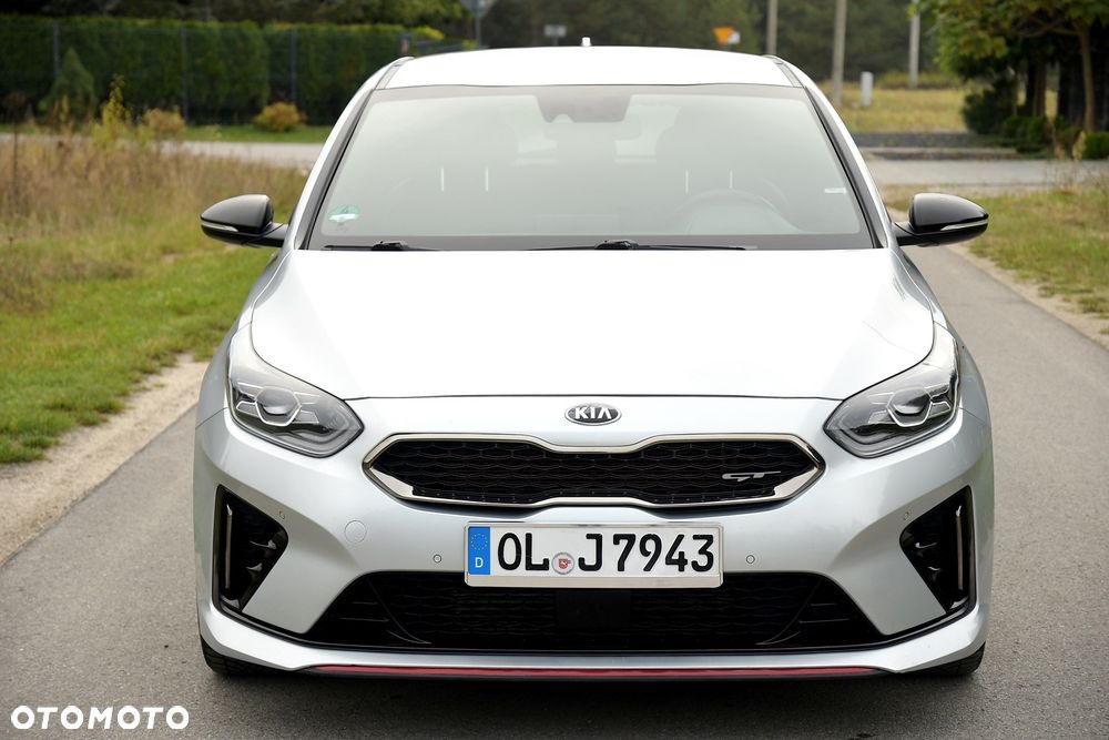 Kia Ceed - 34