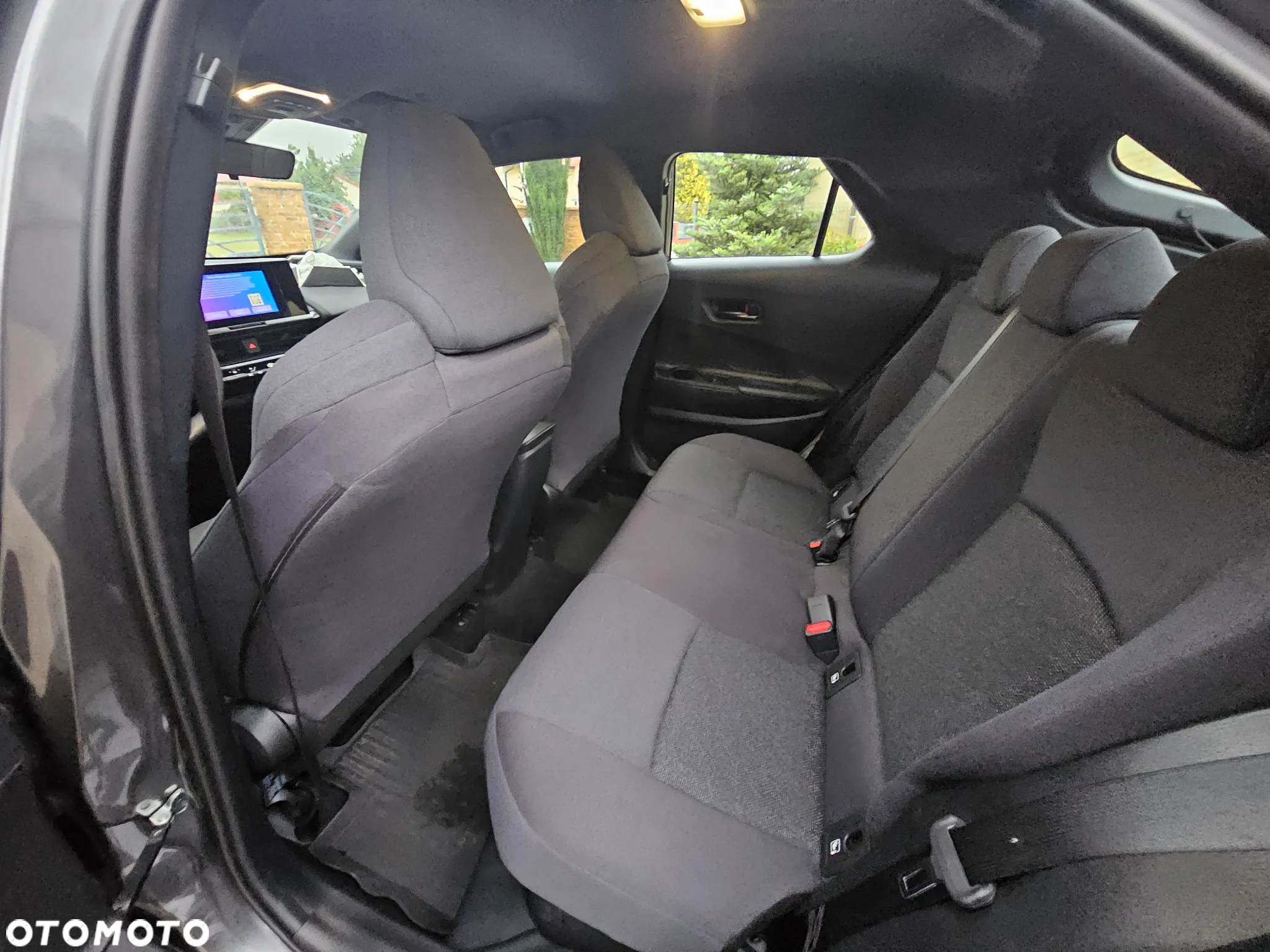 Toyota C-HR 1.8 Hybrid Comfort - 14