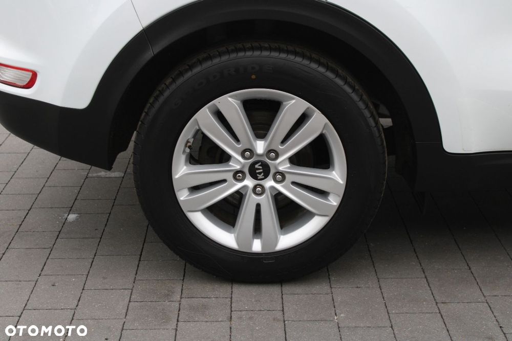 Kia Sportage - 16