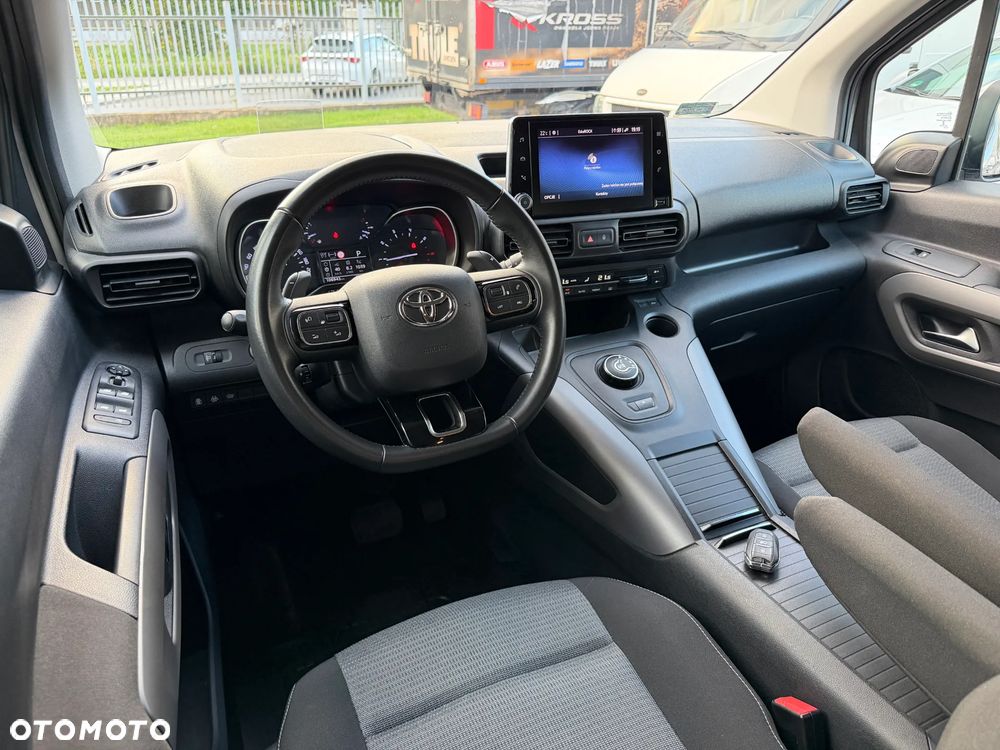 Toyota Proace City Verso Long 1.2 D-4T Family - 6
