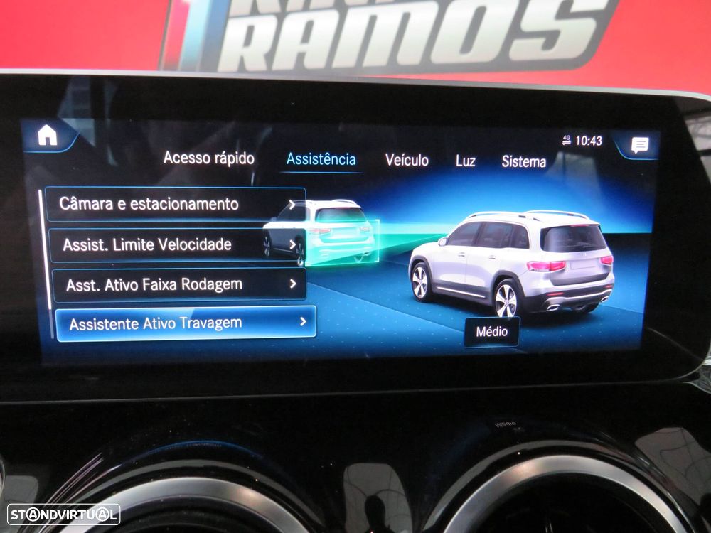 Mercedes-Benz GLB 180 d AMG Line - 38