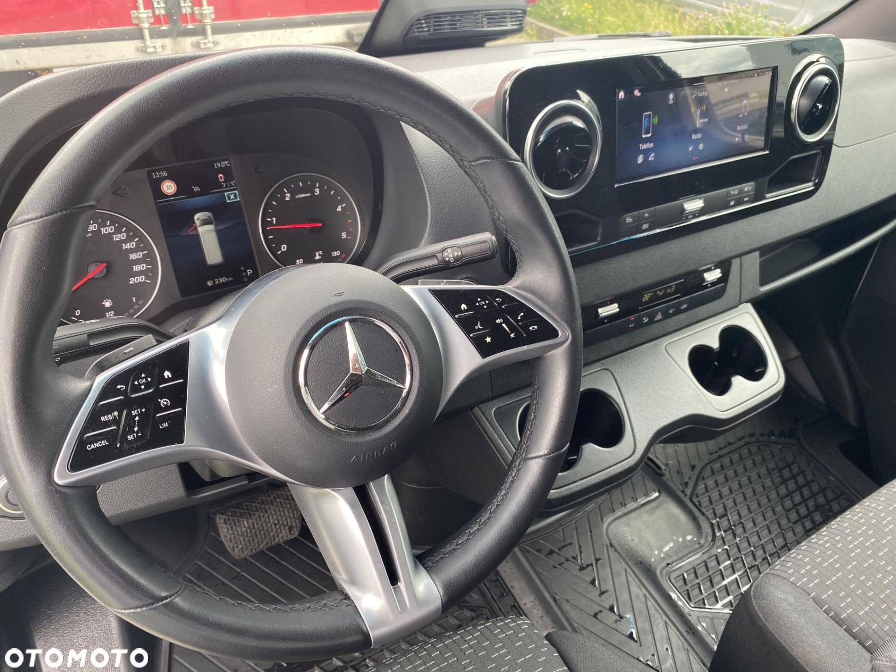 Mercedes-Benz Sprinter - 7
