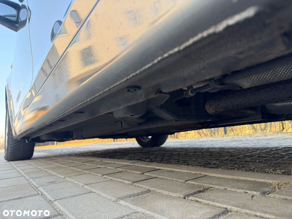 Chevrolet Cruze 1.6 LT+ - 25