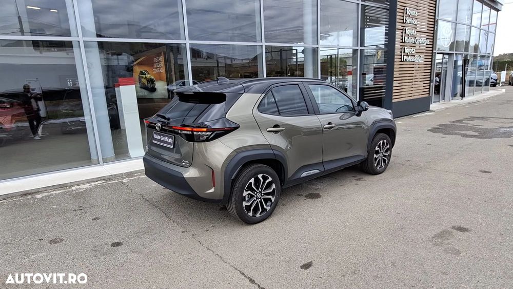 Toyota Yaris Cross - 4
