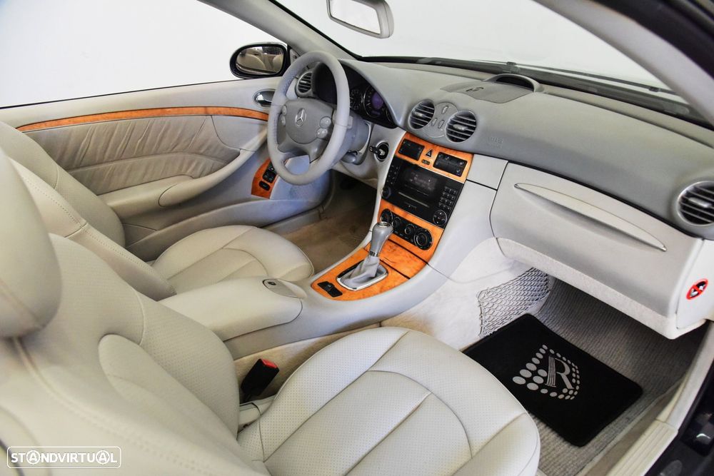 Mercedes-Benz CLK 200 K Elegance Aut. - 33