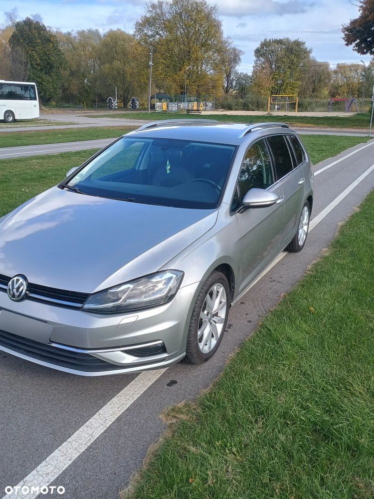 Volkswagen Golf - 6